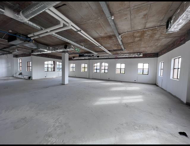 886M² OFFICE TO LET IN CENTURY CITY